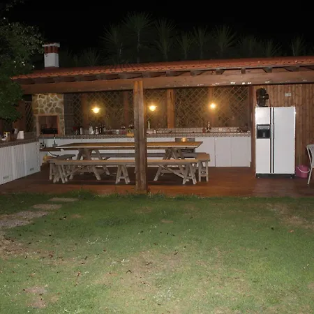 Quintinha Do Poceirao Hébergement de vacances *